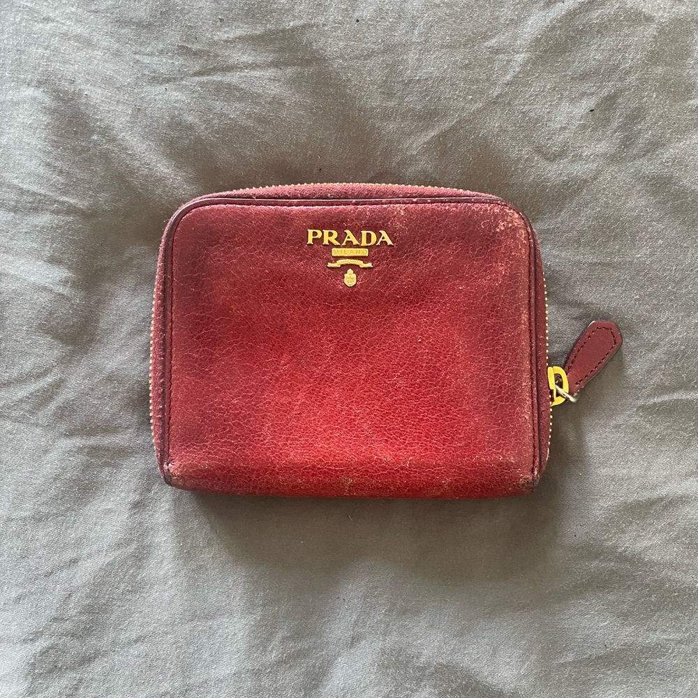 Womens vintage red Prada wallet